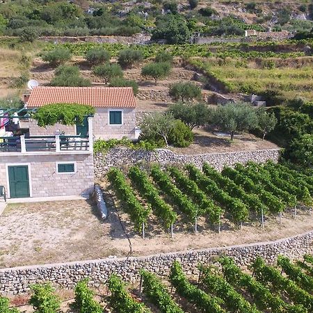 Holiday Home Vineyard House Bol Esterno foto