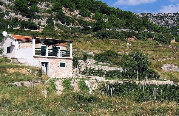 Holiday Home Vineyard House Bol Esterno foto